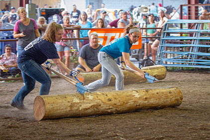 Lumber Jills competing