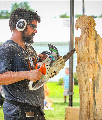 Freehand Custom Carving demonstration
